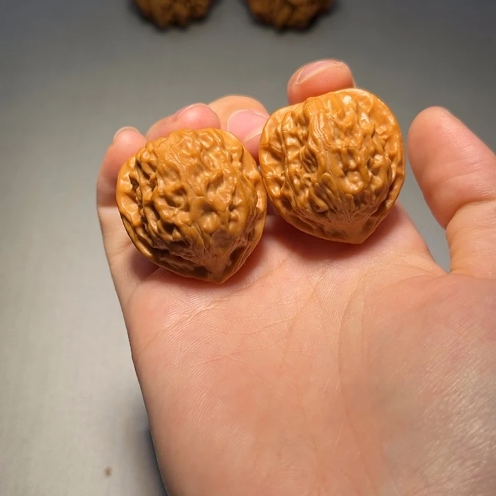 文玩核桃把件鸡心507