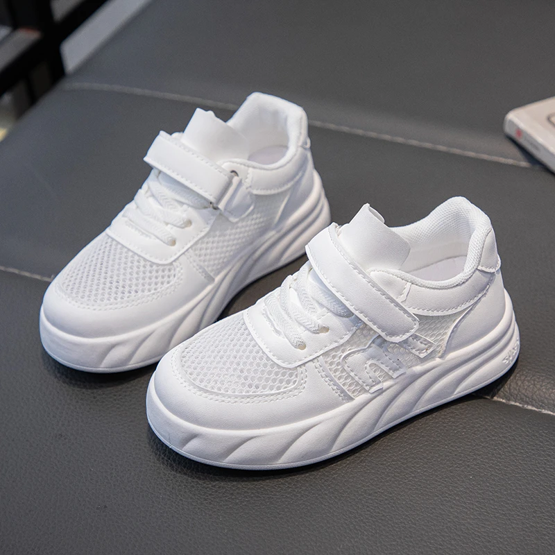 安踏感统女童小白鞋2025学校演出白鞋中大童软底板鞋儿童时尚运动