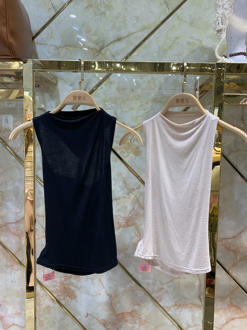 黛蜜儿2025新款后扭结无袖背心