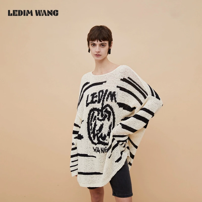 ledim wang苹果涂鸦慵懒风高级针织毛衣女侧开叉中长款宽松阔形