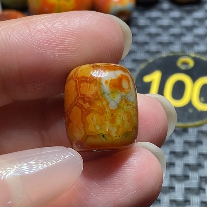 亚***2玛瑙/玉髓未镶嵌颈饰