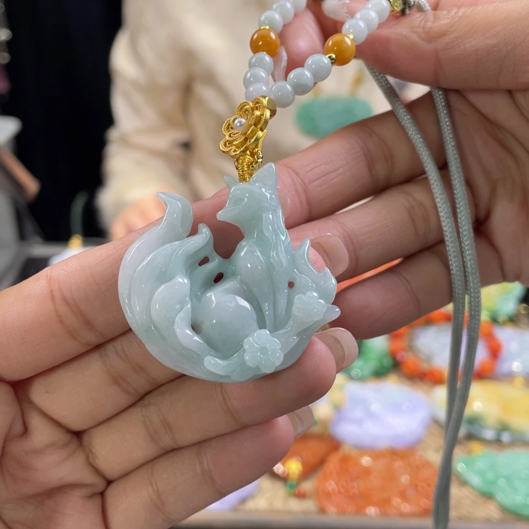 翡翠颈饰未镶嵌代编织