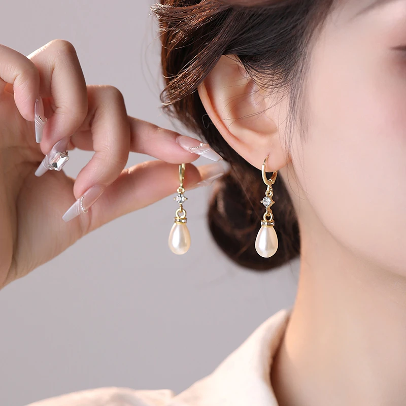 铜合金耳饰 气质轻奢耳环法式高级感耳坠百搭个性精致素款耳环
