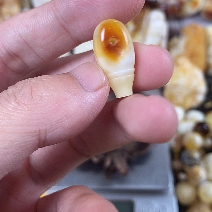 琥珀未镶嵌裸石你