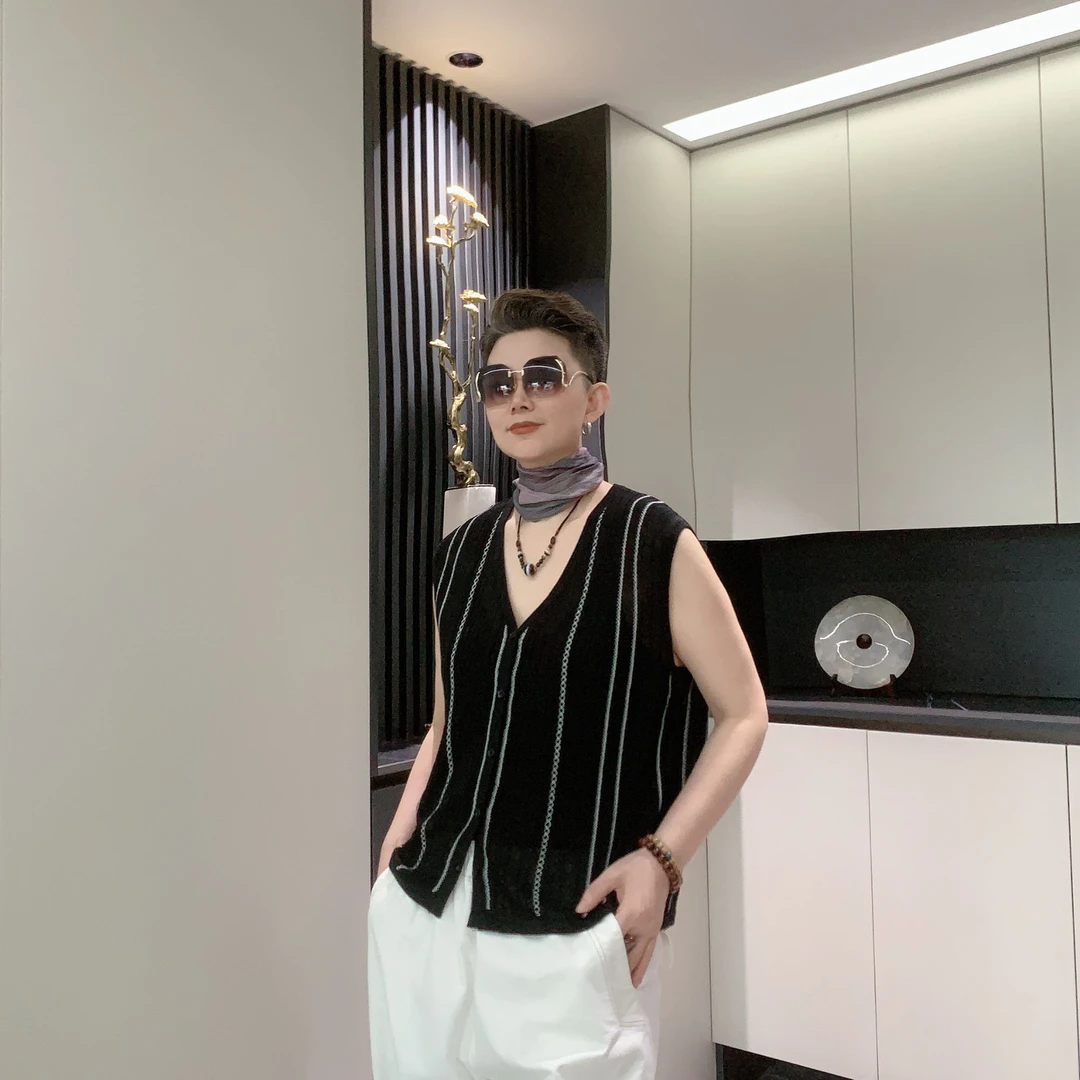 【六哥原创】设计款潮流无袖拼接夏季条纹百搭免烫个性马甲开衫980