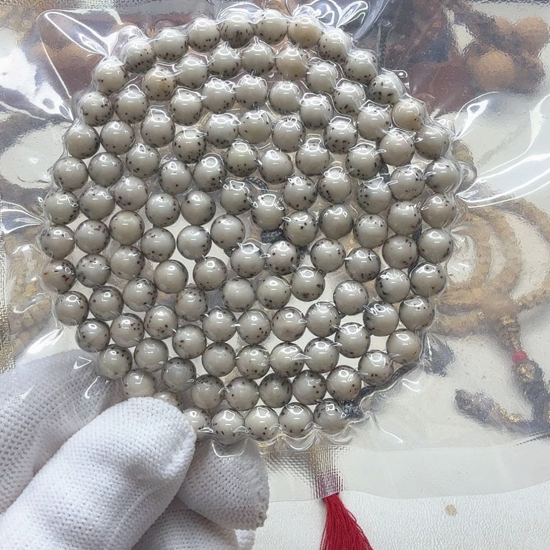 星月菩提手串25梵天冰白针尖星河豚7左右108圆