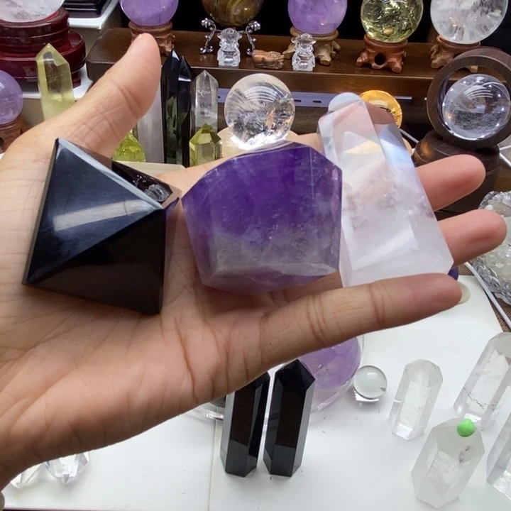 水晶摆件未镶嵌今****?天然白水晶珠紫水晶柱黑曜石金字塔