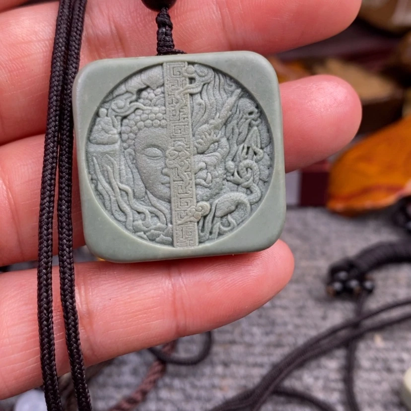 【闪购商品】原石雕刻手把件