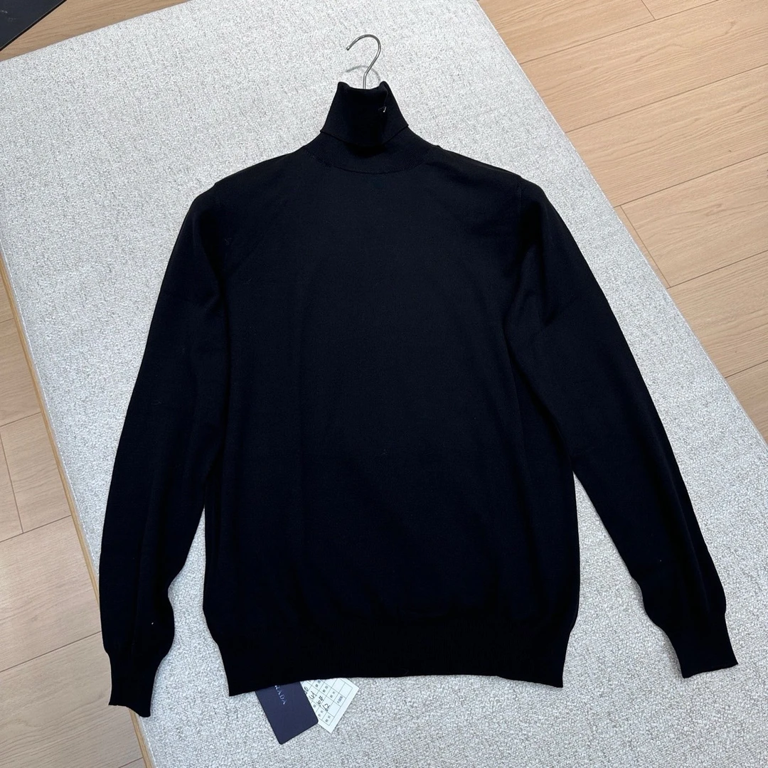 未使用 Prada/普拉达 黑色高领针织打底衫 40码 04203