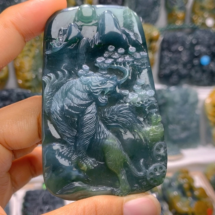 吊坠(不含链)未镶嵌翡翠