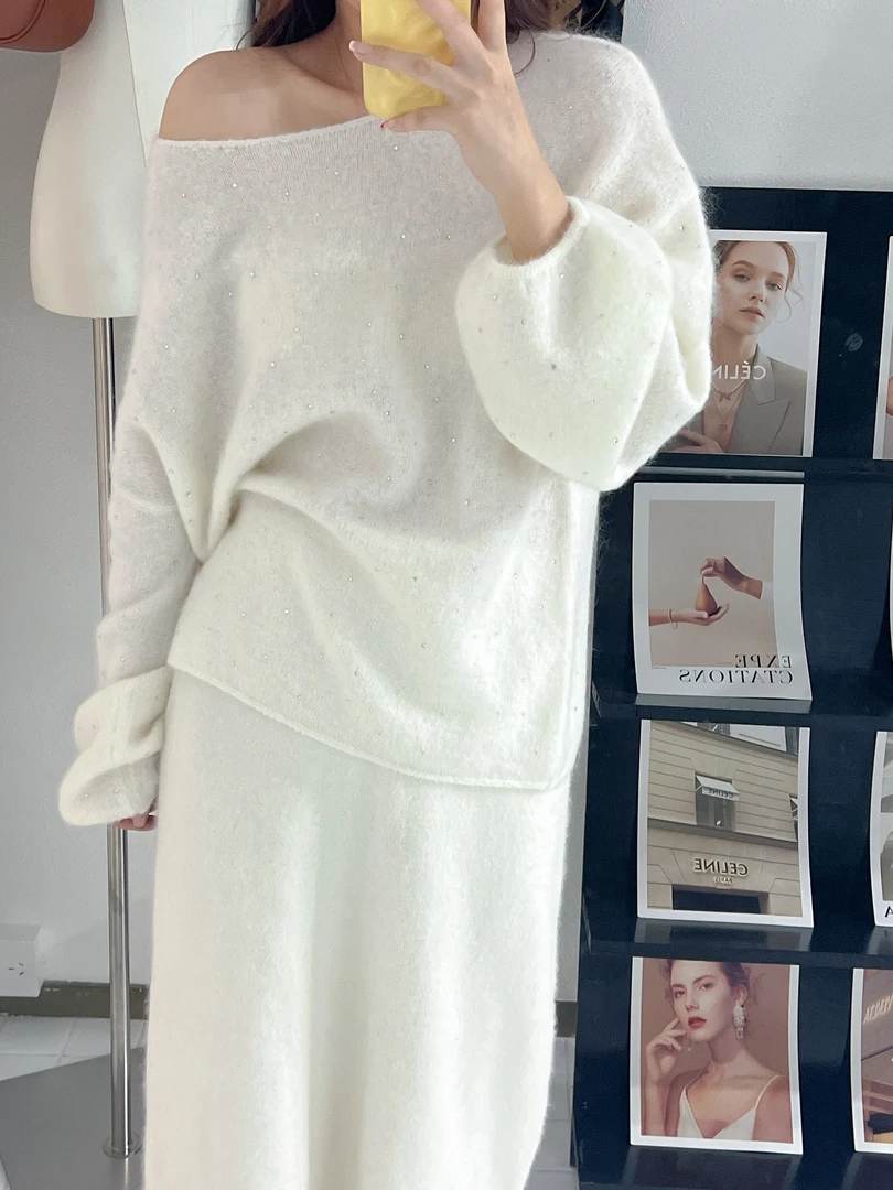 《【许你耀眼】》奢牌同源南非贵族超幼马海毛一字领氛围感烫钻毛衣
