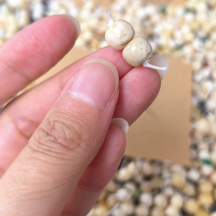 裸石蜜蜡未镶嵌8.5mm一对