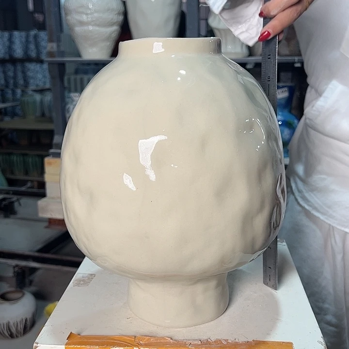 景德镇陶瓷花瓶微瑕介意勿拍