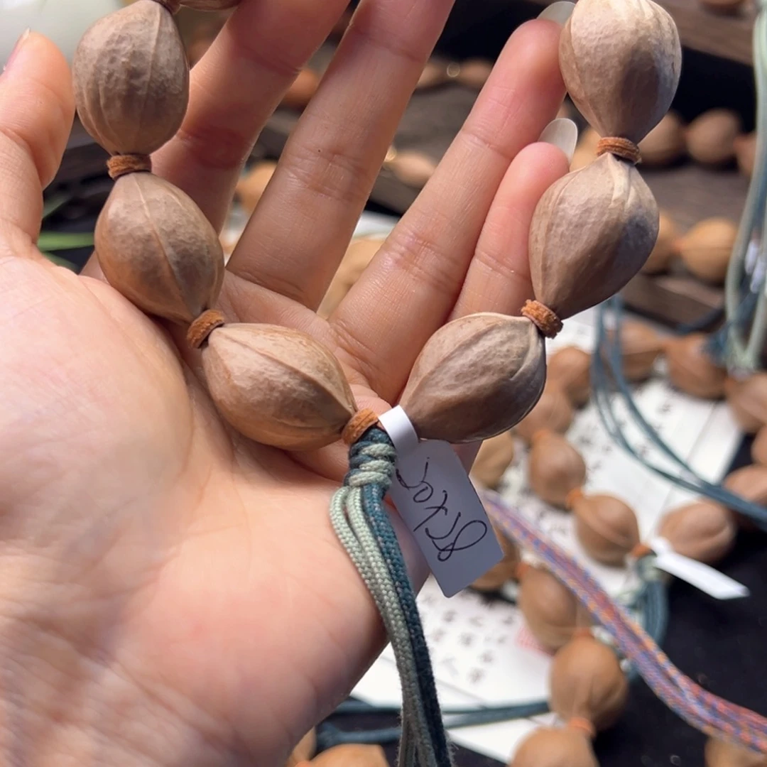 手串橄榄核013。20×28梅林