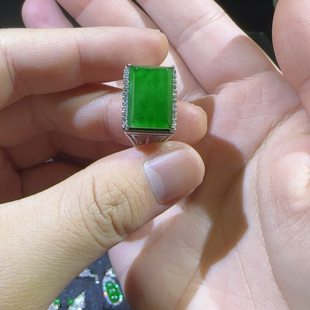 颈饰未镶嵌翡翠天然翡翠A货戒指