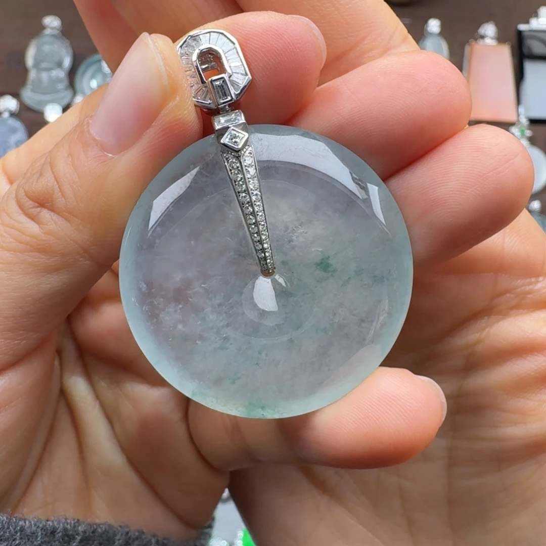 翡翠18K金镶嵌吊坠(赠链)冰种兰花平安扣