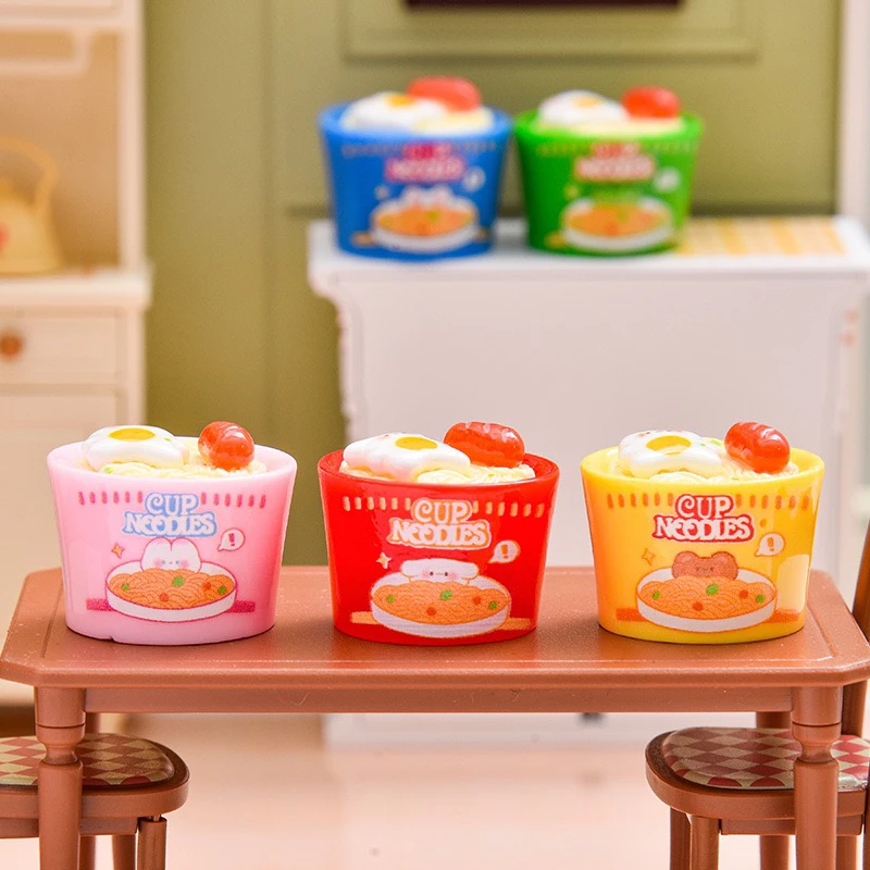 「卡通泡面桶」DIY摆件