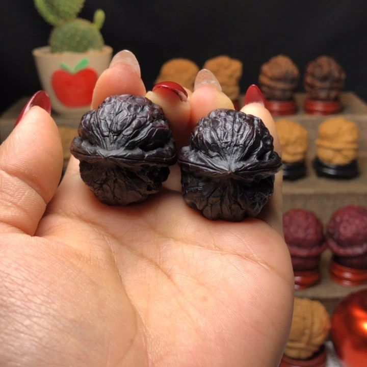 文玩核桃把件20粗筋疙瘩包