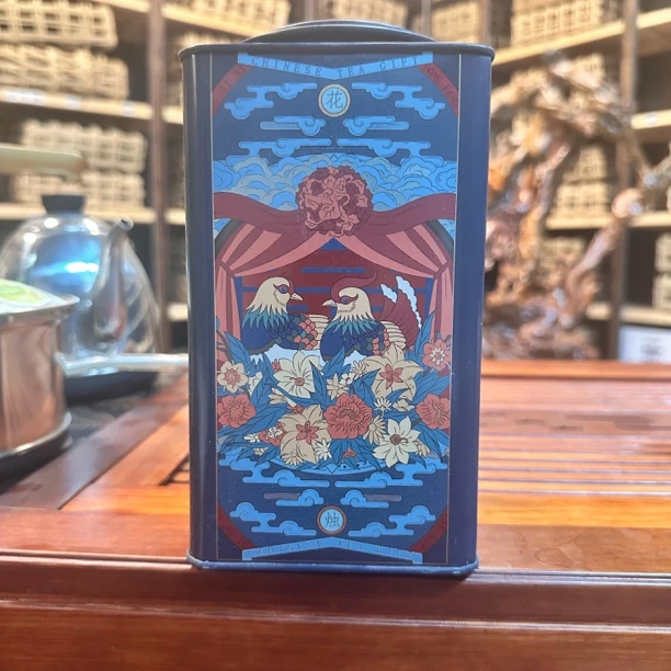 2012年紫芽古树纯料250克普洱生茶拍5发6