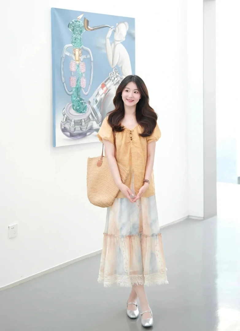 2025夏季显瘦套装女法式遮肉泡泡袖雪纺上衣气质复古半身裙两件套