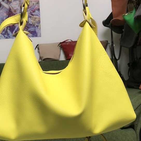 鳄鱼皮（革）头层牛皮包包包邮