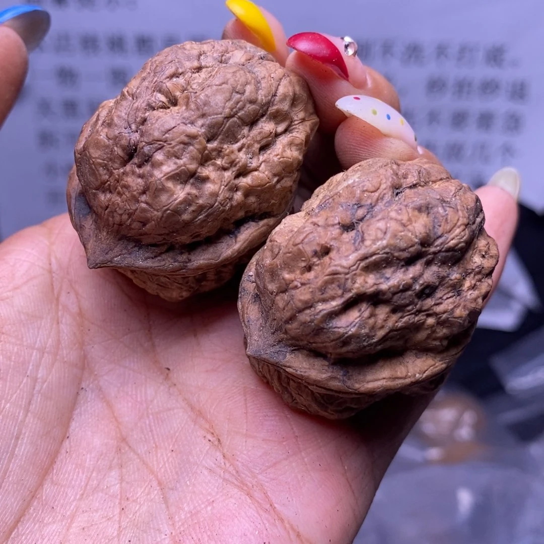 把件文玩核桃云南野生铁核桃192号40mm