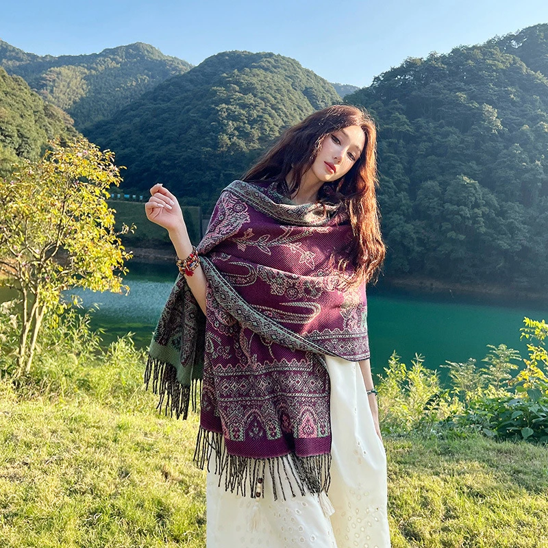 民族风仿羊绒双面围巾女秋冬季披肩两用高档中国风时尚旅游穿搭拍