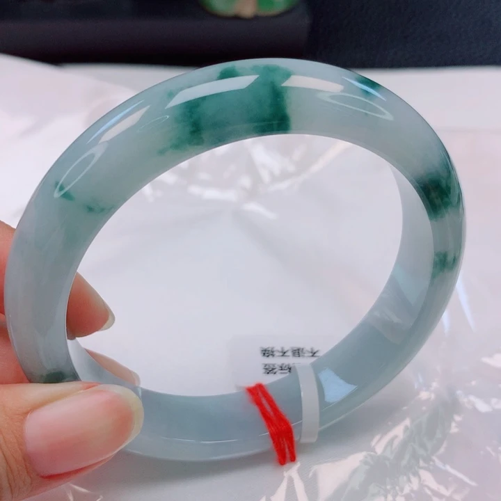 未镶嵌手镯翡翠61圈