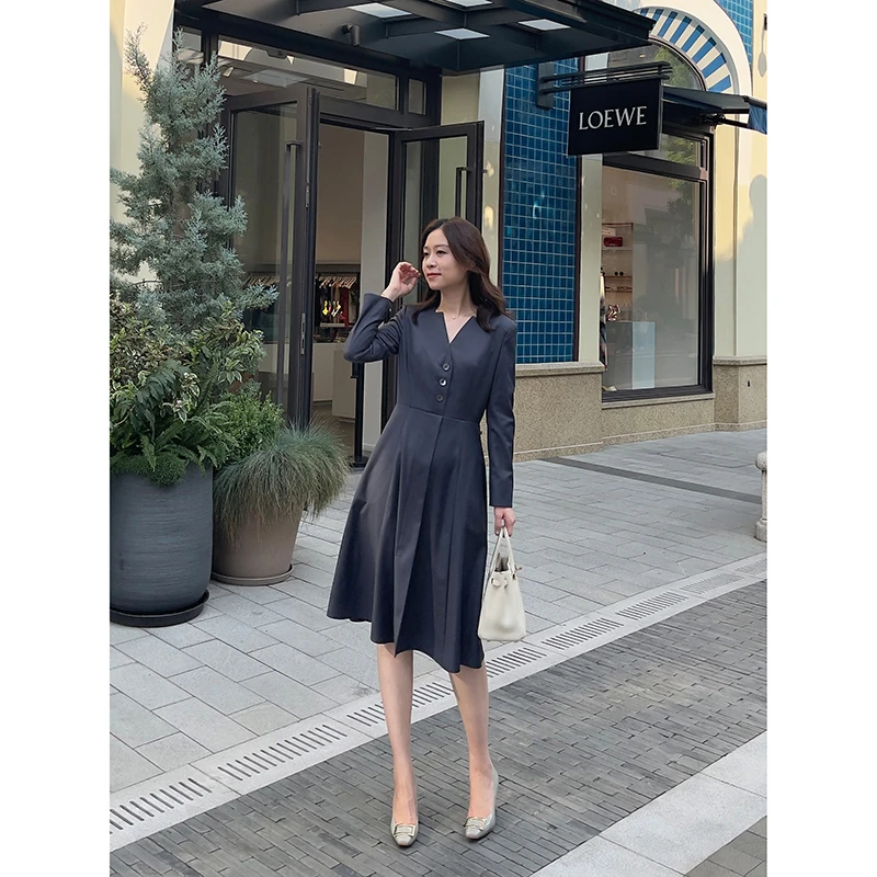译依YIYI“城市棱角"角度美学精纺连衣裙女士气质通勤BCSLQ081