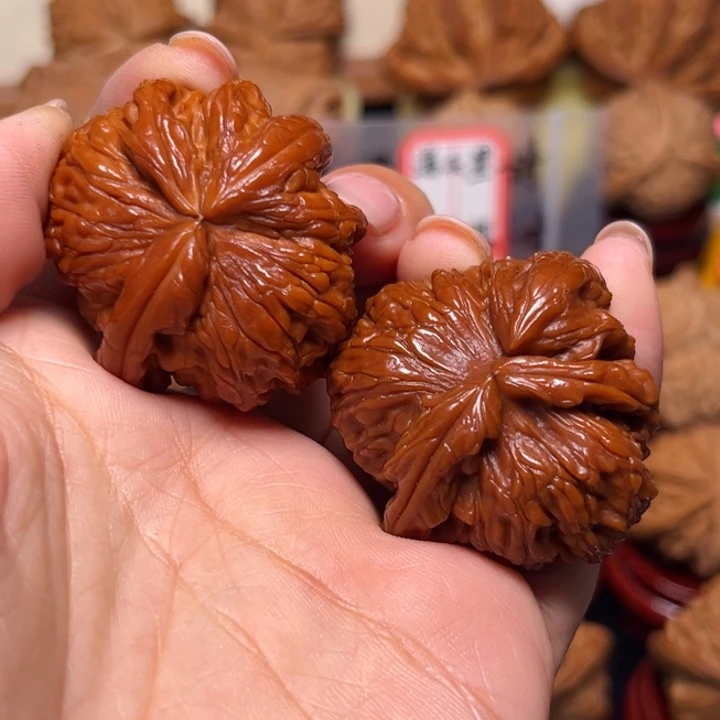 文玩核桃吊坠37白狮子犀牛角