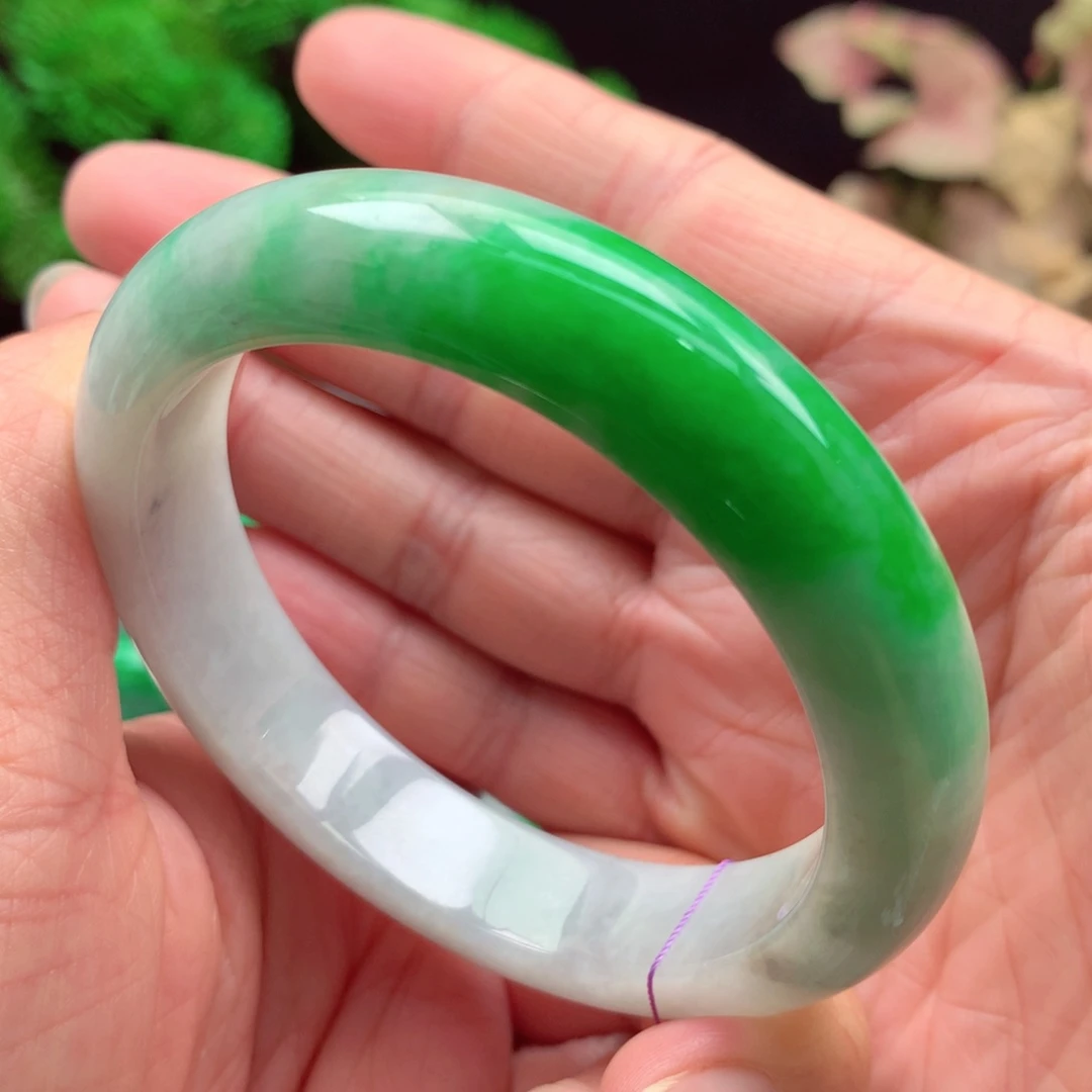 未镶嵌手镯翡翠天然翡翠手镯