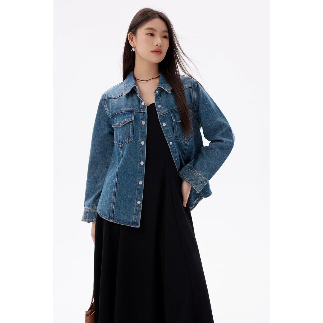 独束大码女装烫钻牛仔衬衫女宽松显瘦上衣气质通勤25DS81066