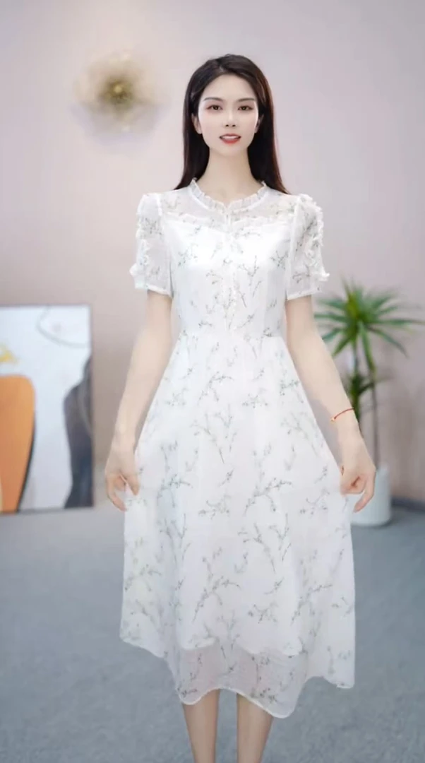 [依橙服饰] KK952 #  新款 2025 时尚  减龄 收腰 显瘦  连衣裙