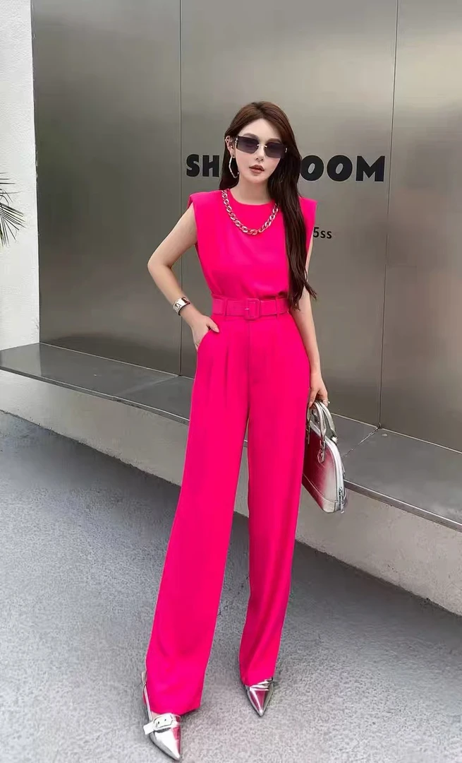 2379-A-3-6-2  夏季高级时装减龄女小个子设计感短袖阔腿裤两件套