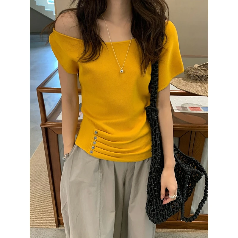 黄色不规则设计感斜肩冰丝针织短袖T恤女夏季收腰露肩高级感上衣