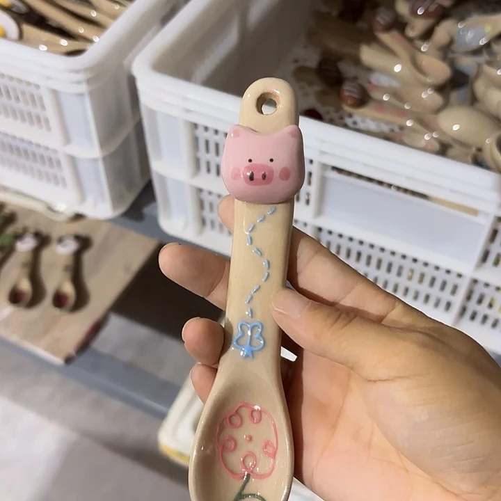 摆件手绘小猪勺子