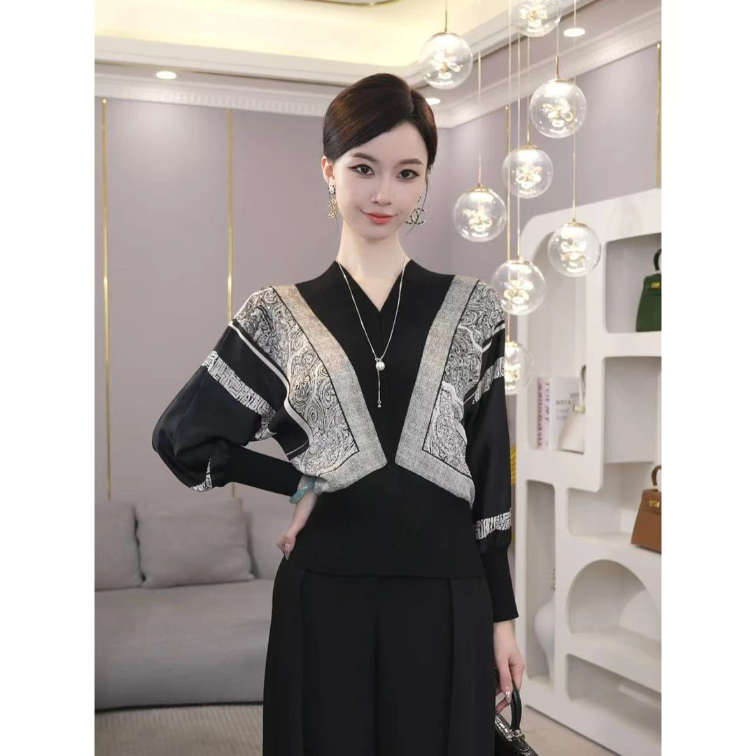 唐熹2025秋冬新款【ZM-Q971】含绵羊毛黑色V领套头宽松蝙蝠袖针织衫