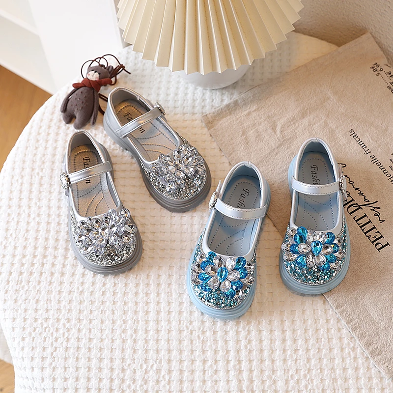女童鞋子儿童公主皮鞋2025新款春秋款女孩秋季亮片水钻软底水晶鞋