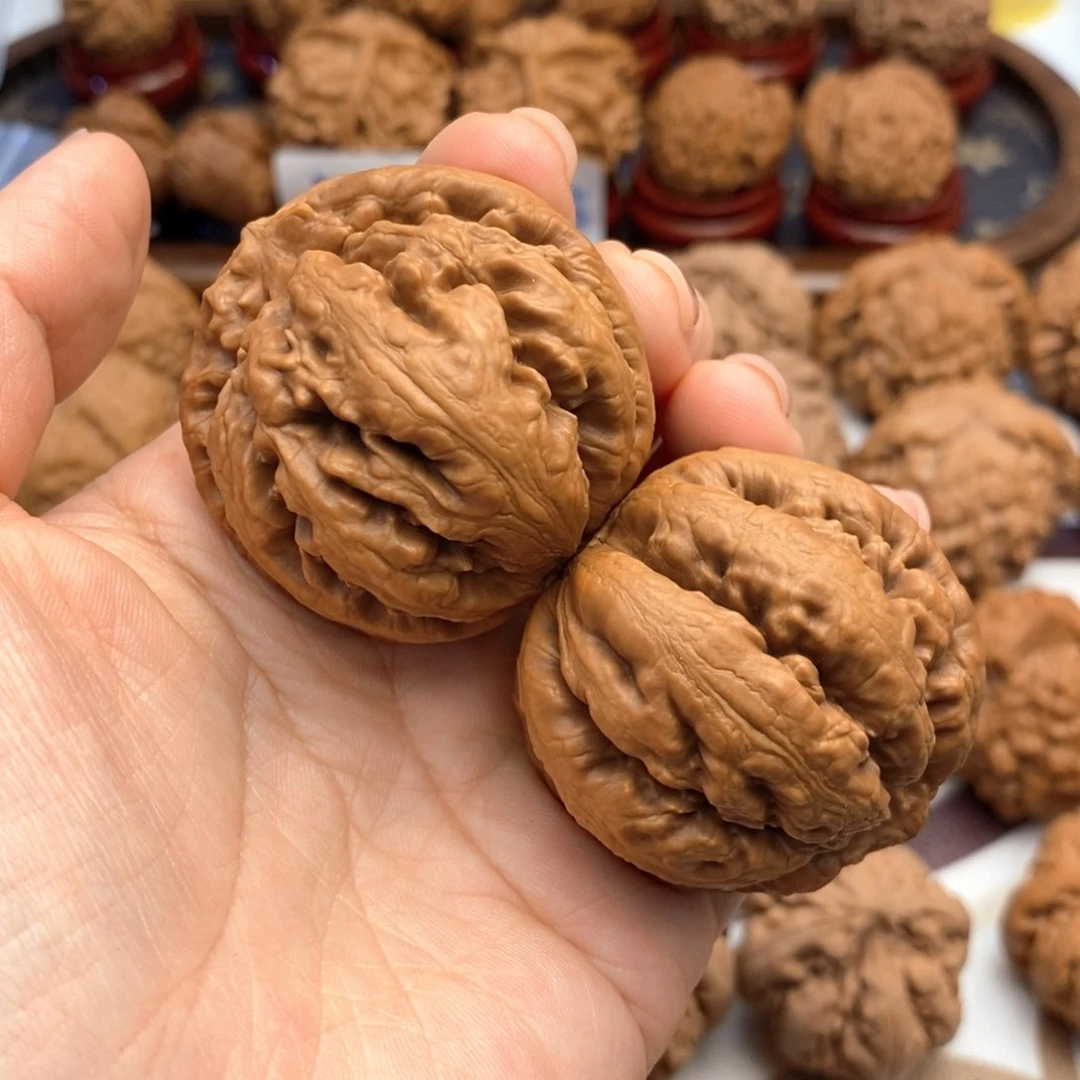 【闪购商品】文玩核桃吊坠45尺霸王龙