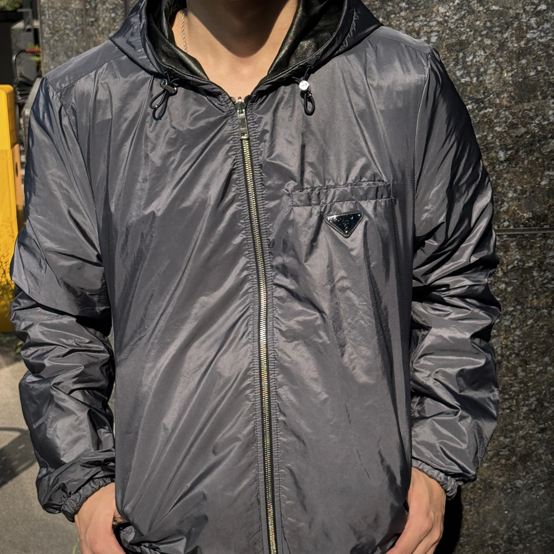 99新 Prada/普拉达 双面穿小羊皮三角标夹克/48/工价28800/r3565