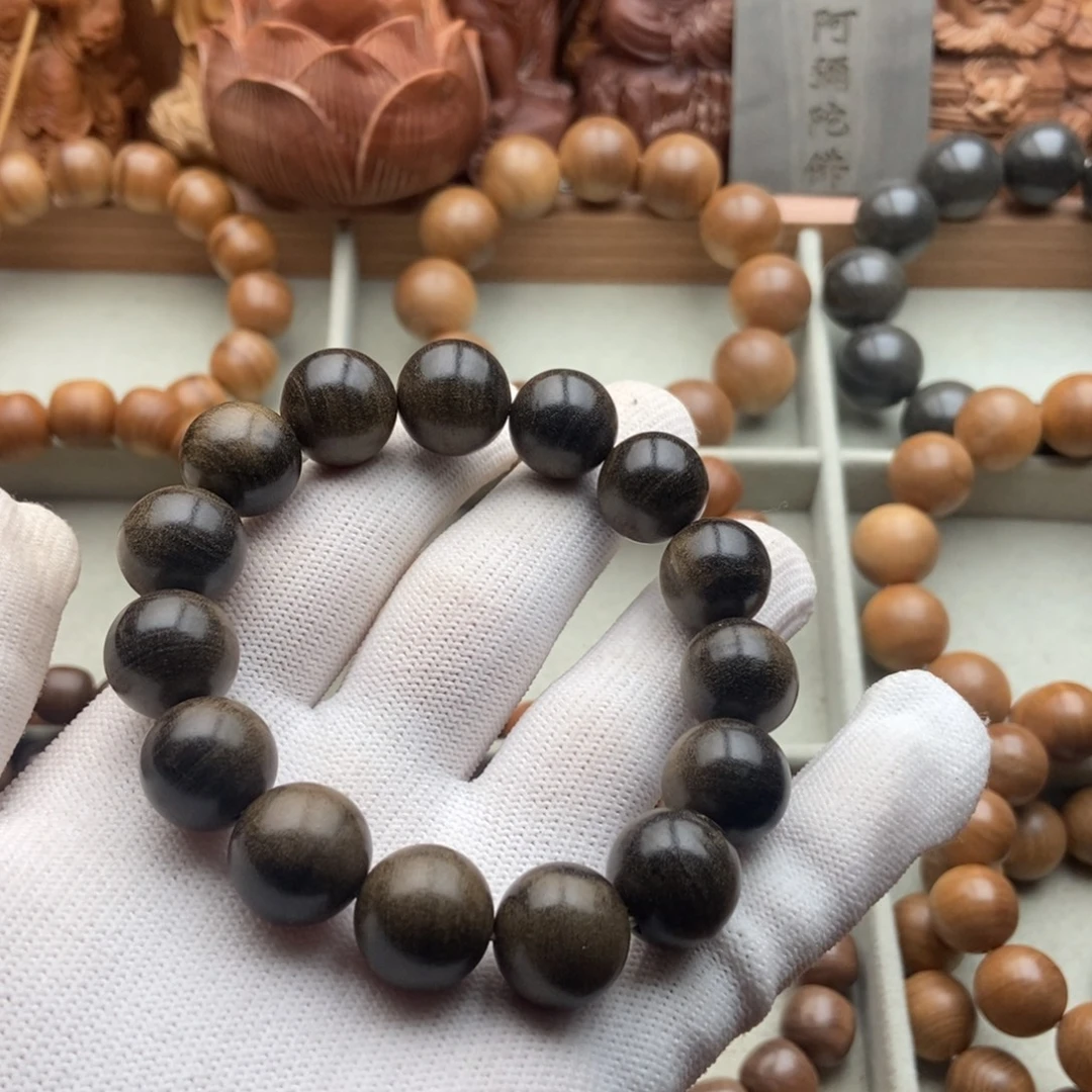 h***h檀香木手串/手链1.5老山檀香黑肉奶香瑕疵手串