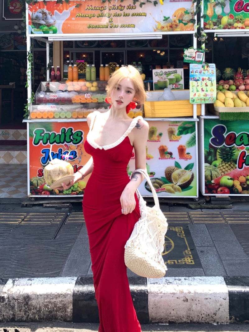 【虞书欣同款】2025春季新款法式拼接褶皱度假风修身吊带连衣裙长裙