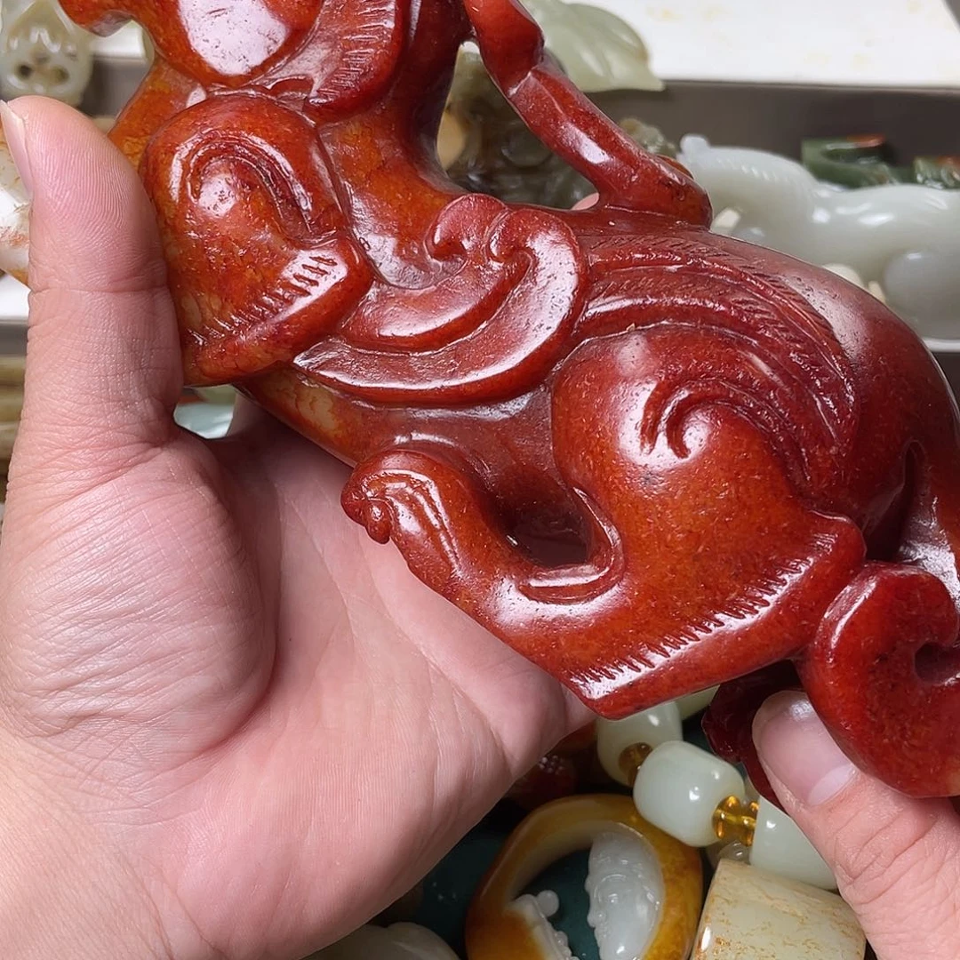 孤***天颈饰未镶嵌和田玉
