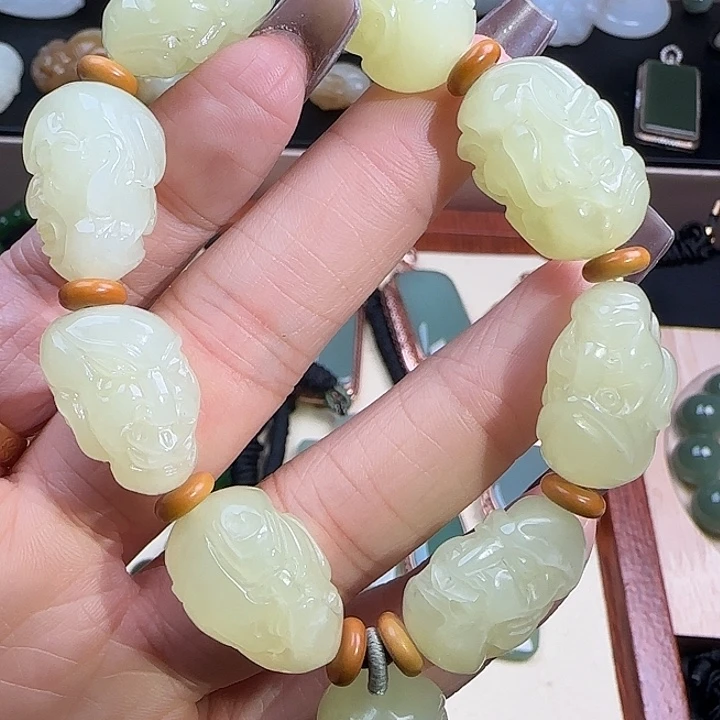 未镶嵌手串和田玉