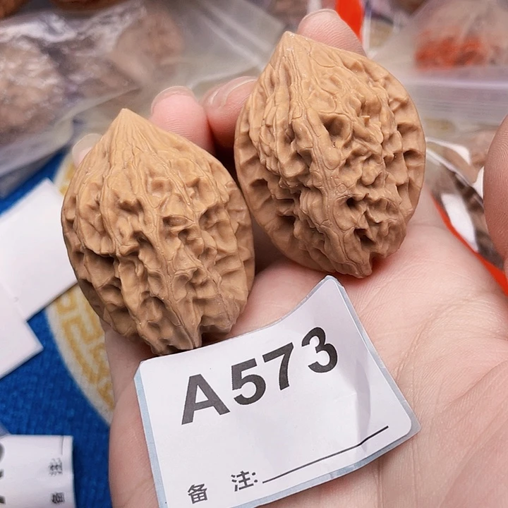 吊坠文玩核桃核桃