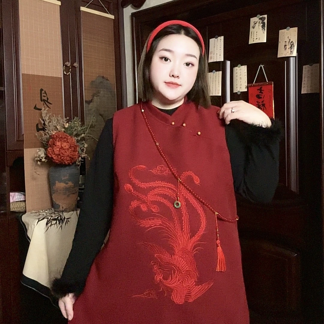 格格大码新中式国风复古气质毛呢重工刺绣马甲上衣马年本命年新年
