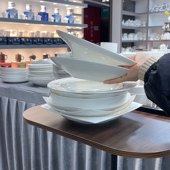 45%以上骨粉骨瓷1个高脚盘一个月光深盘