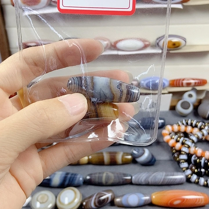 悟***玛瑙/玉髓未镶嵌颈饰