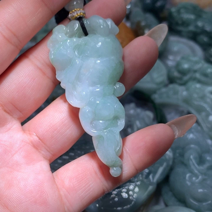 翡翠未镶嵌颈饰保真天然A货翡翠