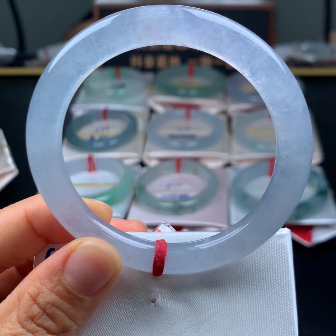 翡翠未镶嵌手镯小冰棍